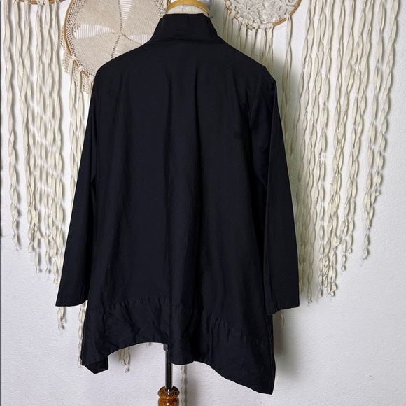PLANET by Lauren G Black Button Down Front Mochneck Swing Top Size 1 - Picture 3 of 14